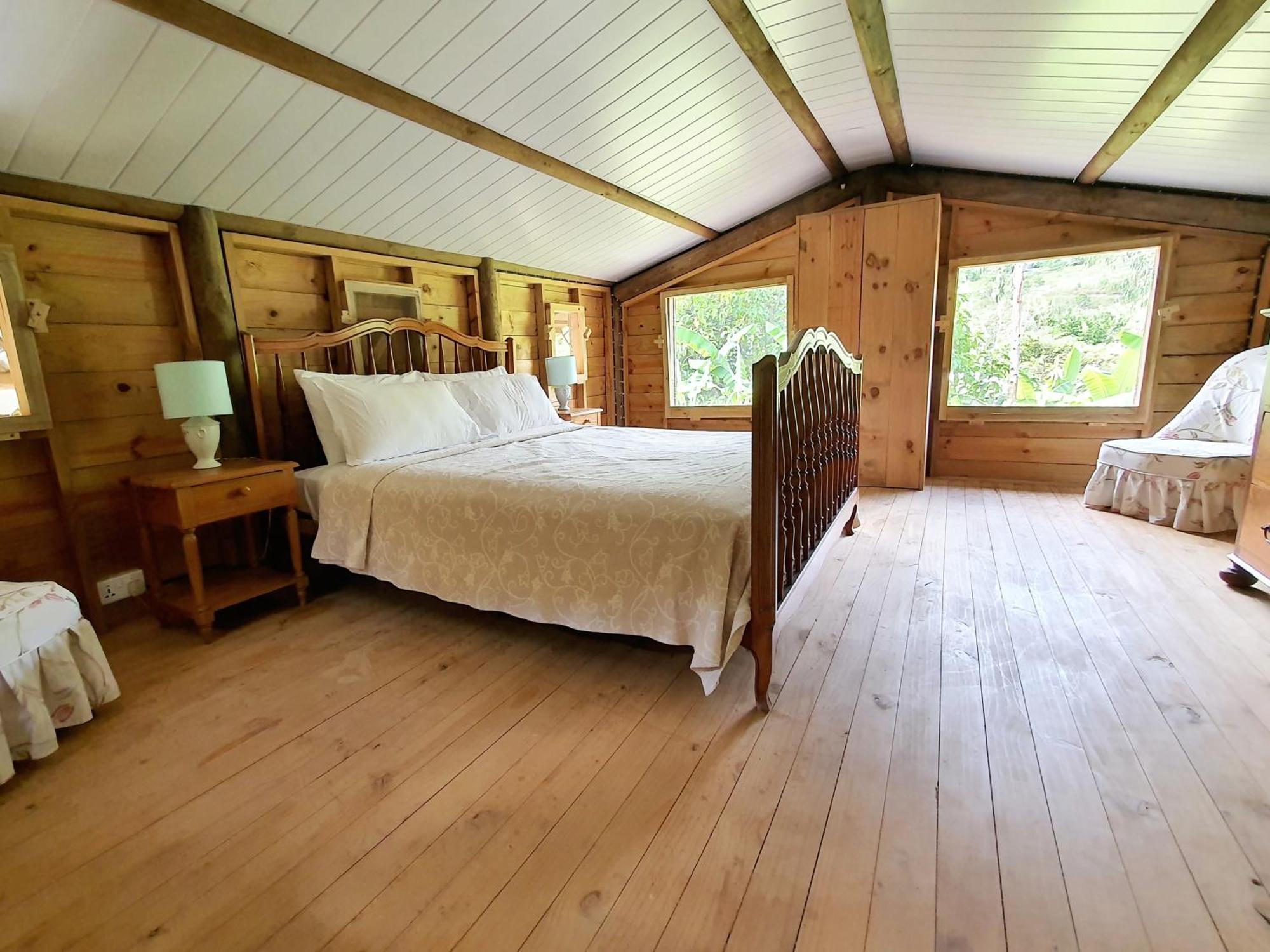 Le Chalet, La Petite Ferme Vieux Grand Port Esterno foto